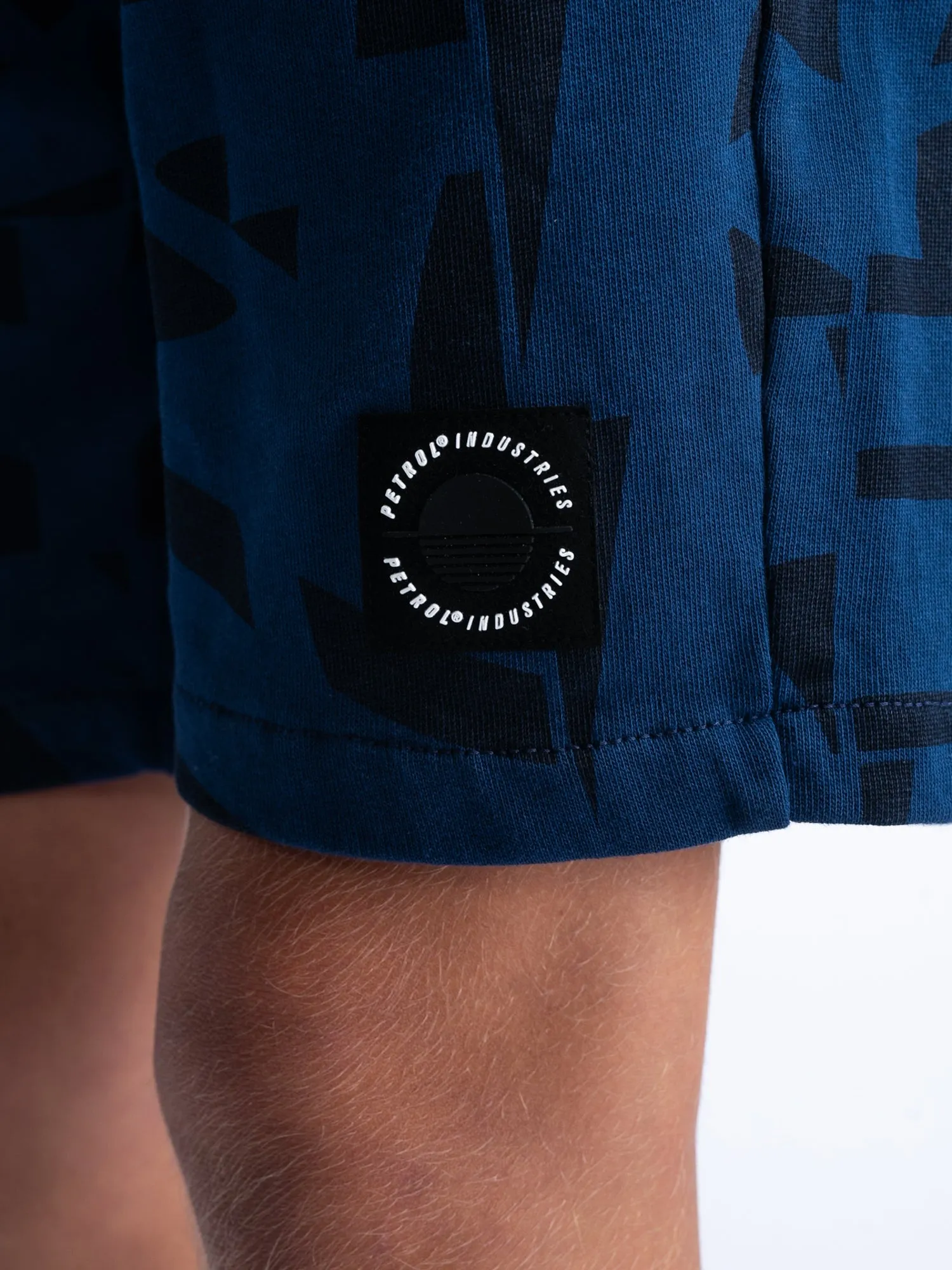 All-over Print Jogging Shorts Quiver