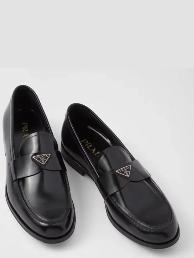 Brushed Leather Loafers Brown