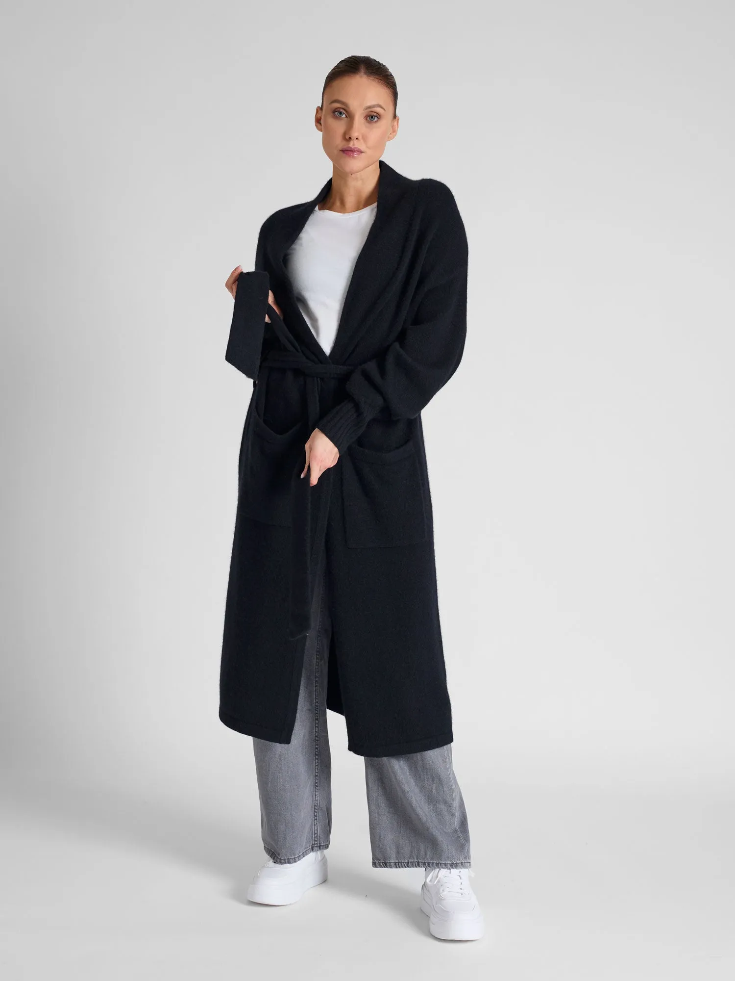 Cashmere coat "Trench" - black