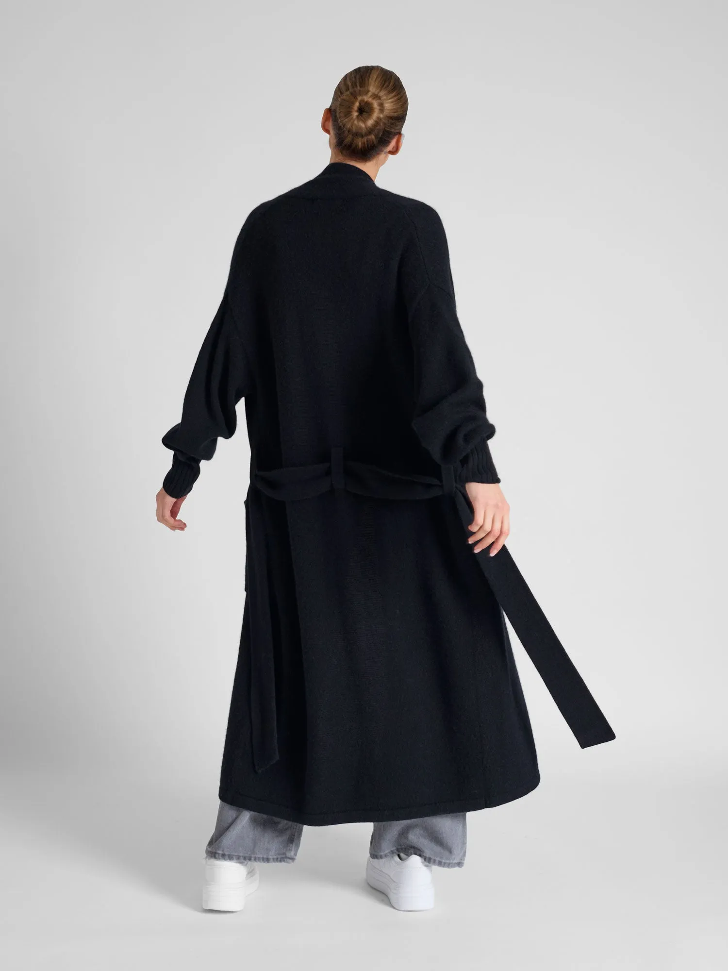 Cashmere coat "Trench" - black