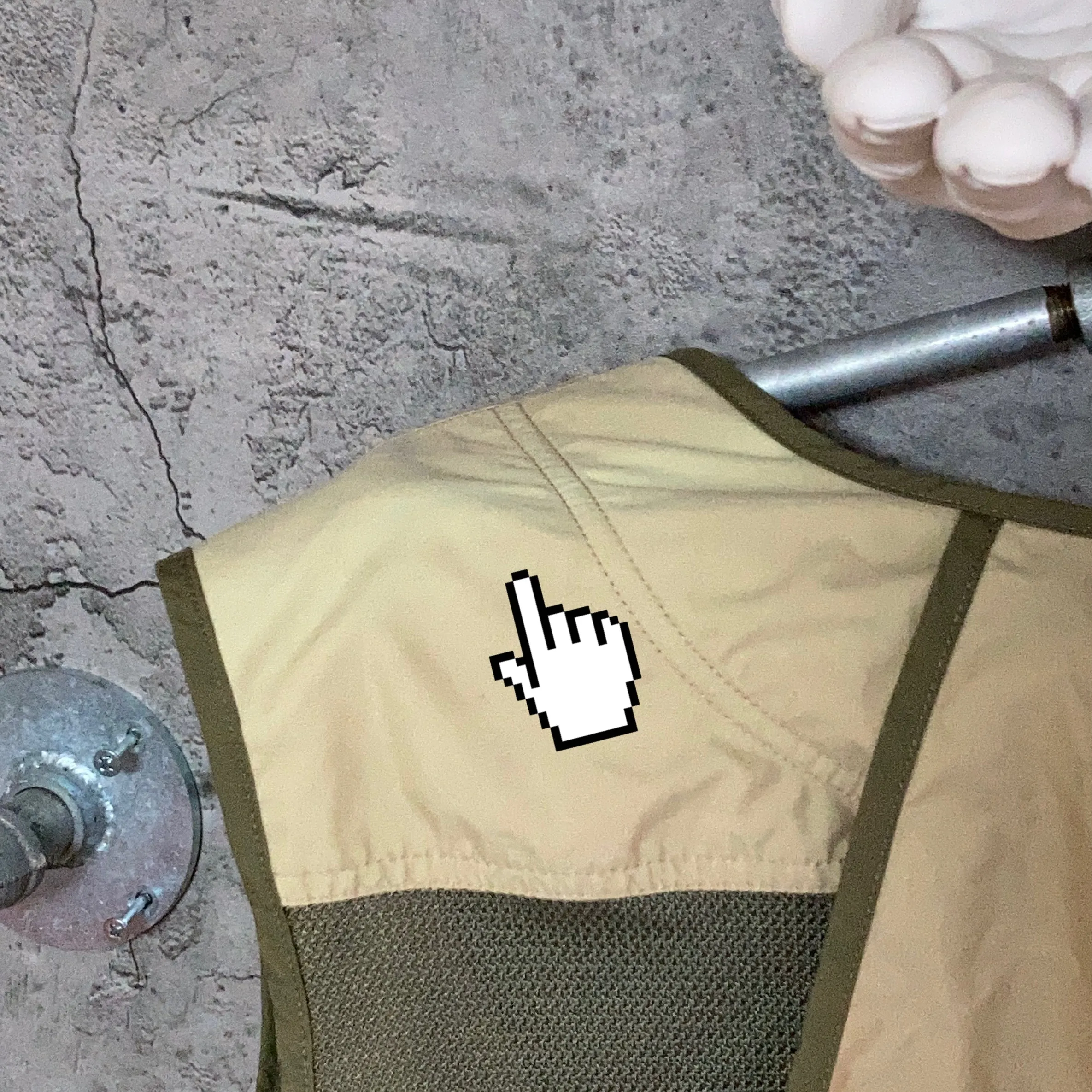 fishing / outdoor vest beige green khaki