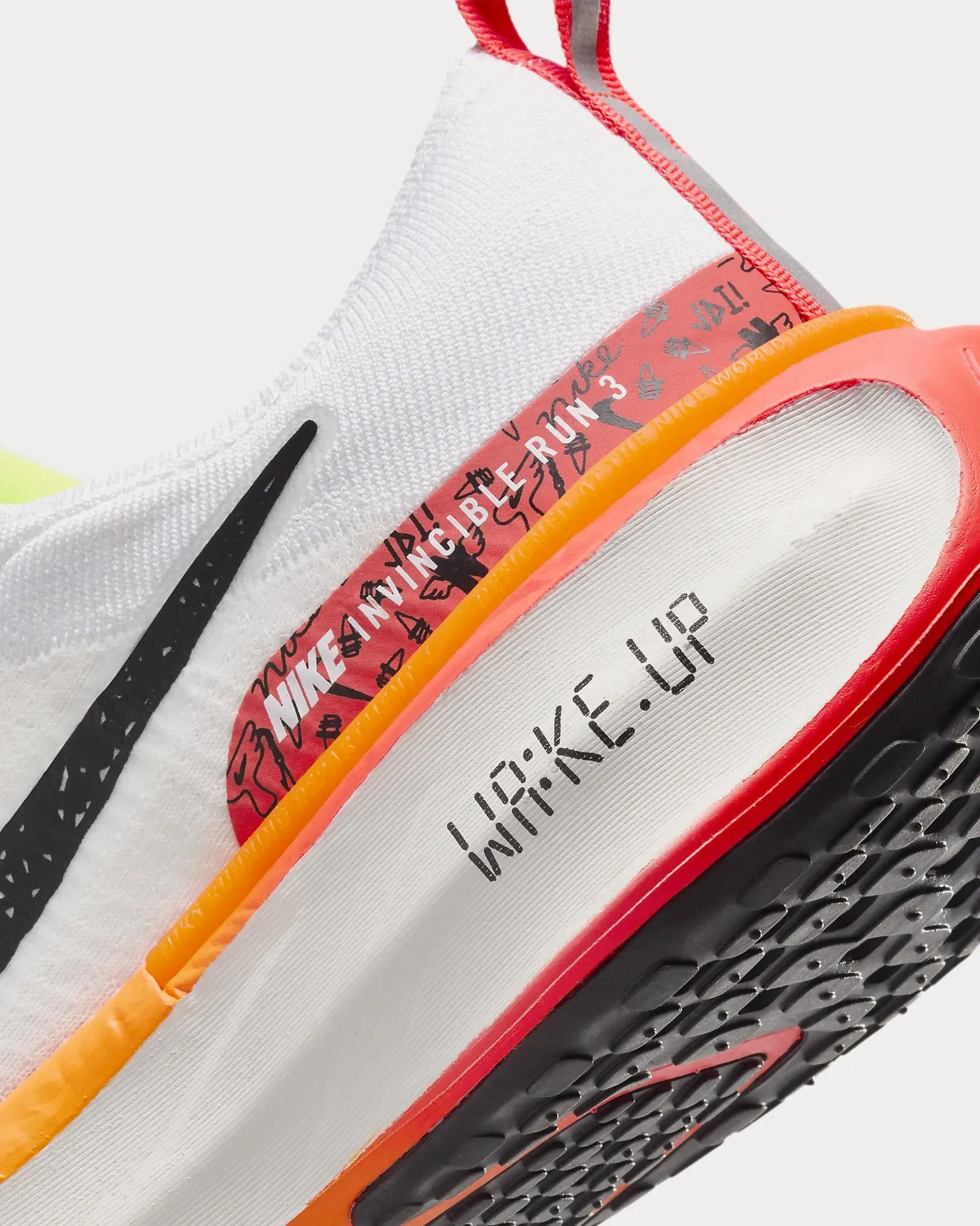 Invincible 3 White / Bright Crimson / Sail / Black Running Shoes