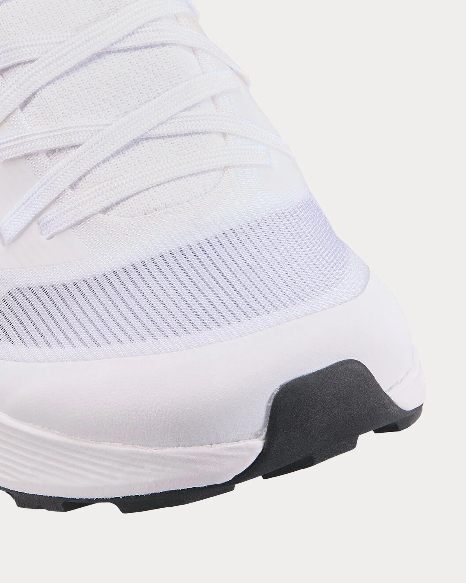 Norvan LD 3 White / Black Running Shoes