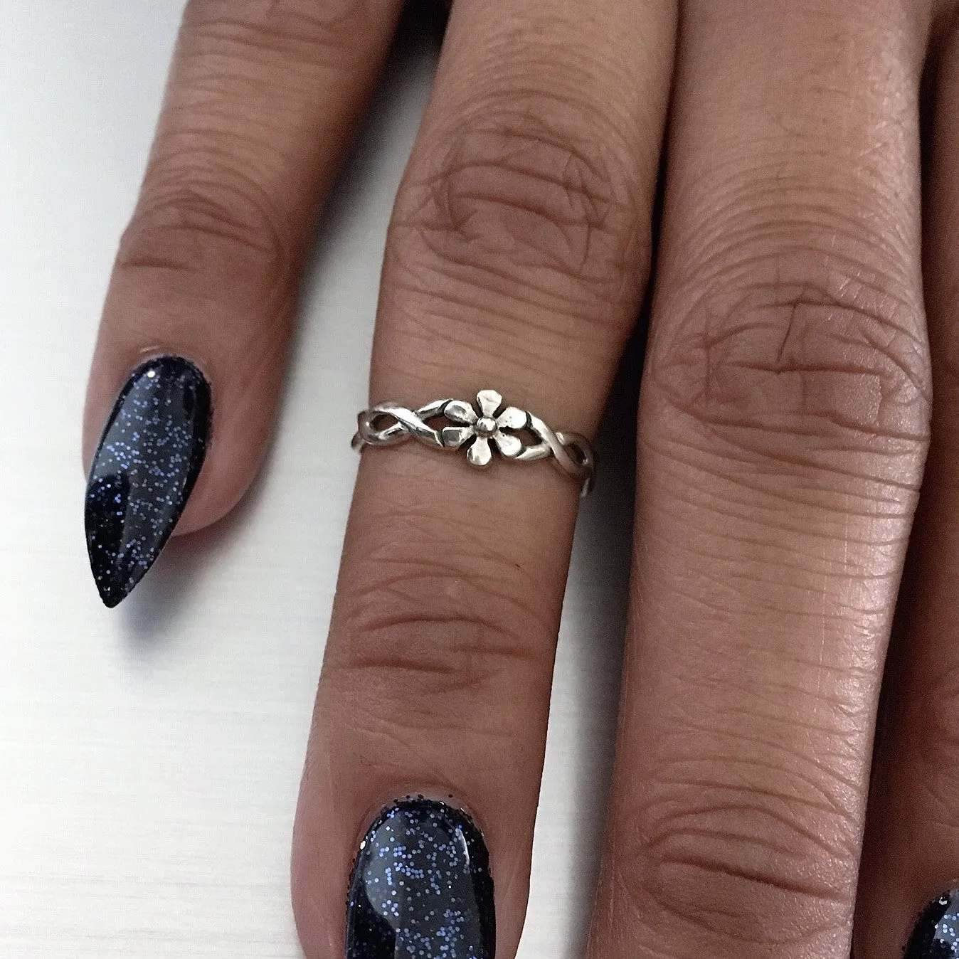 Sterling Silver Adjustable Flower with Braided Band Toe Ring, Boho Ring, Silver Ring, Flower Ring