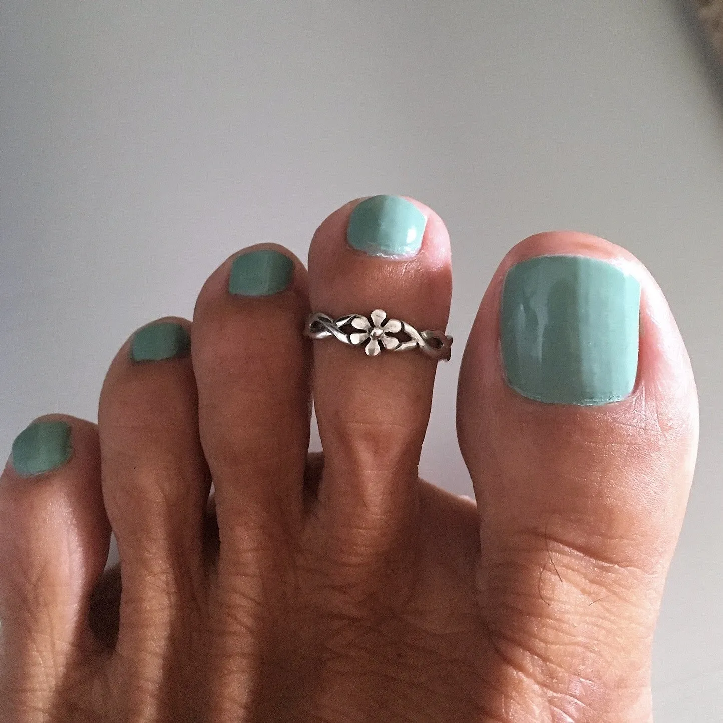 Sterling Silver Adjustable Flower with Braided Band Toe Ring, Boho Ring, Silver Ring, Flower Ring