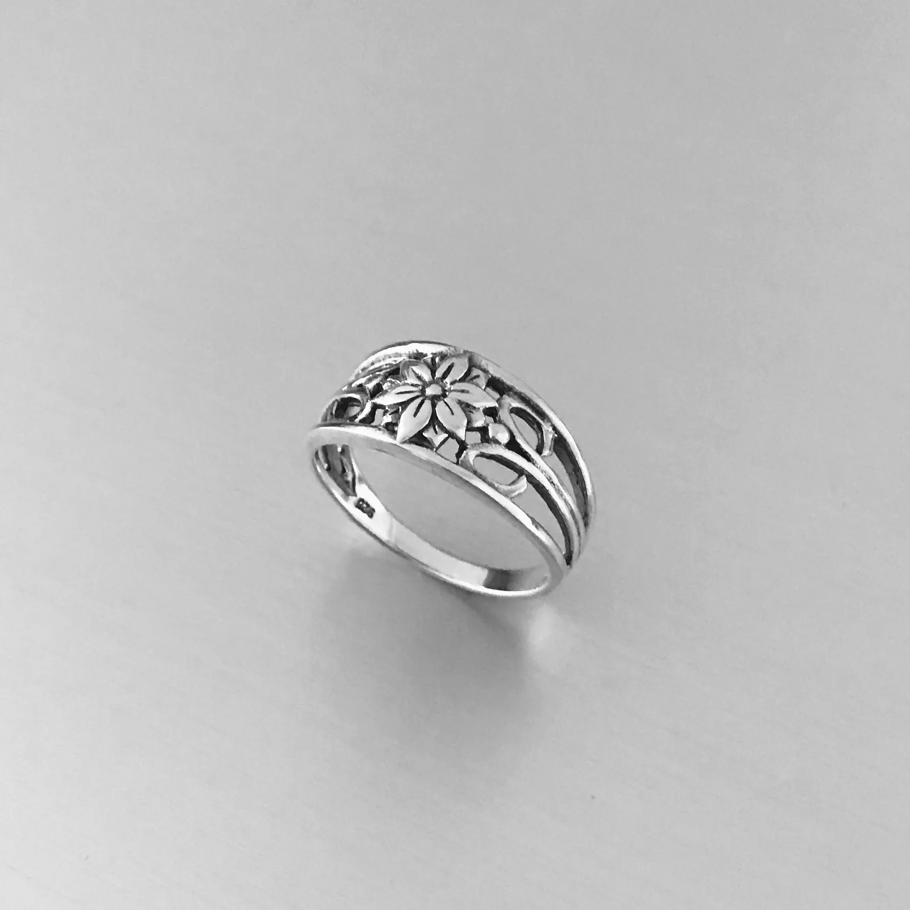 Sterling Silver Flower Ring with Swirls, Boho Ring, Silver Ring, Swirly Ring