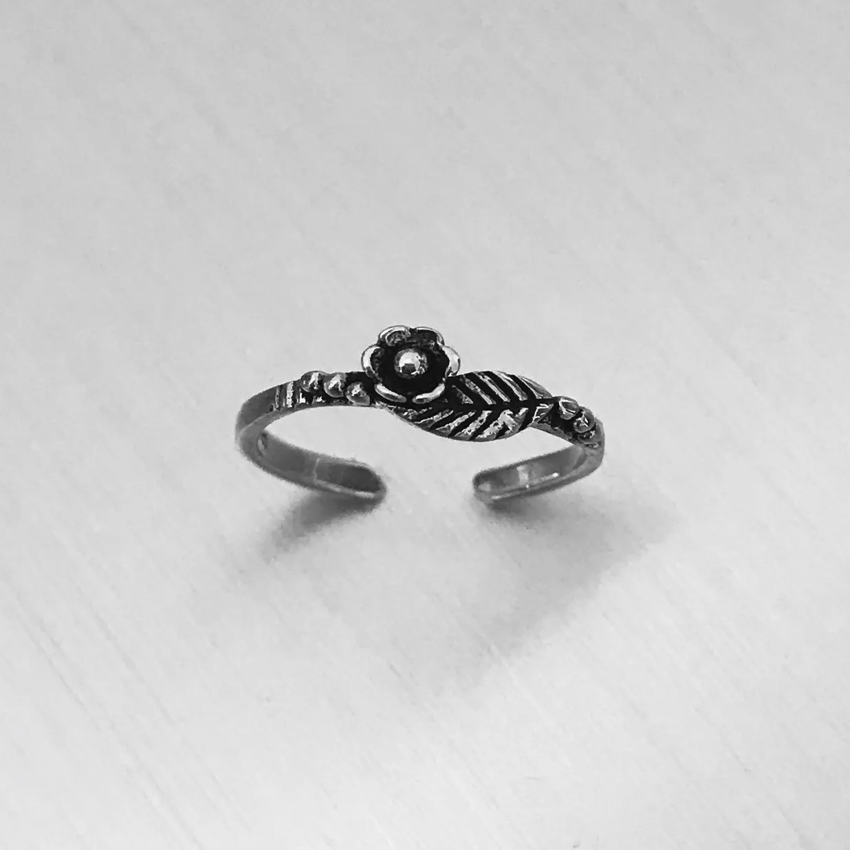 Sterling Silver Rose with Leaf Toe Ring