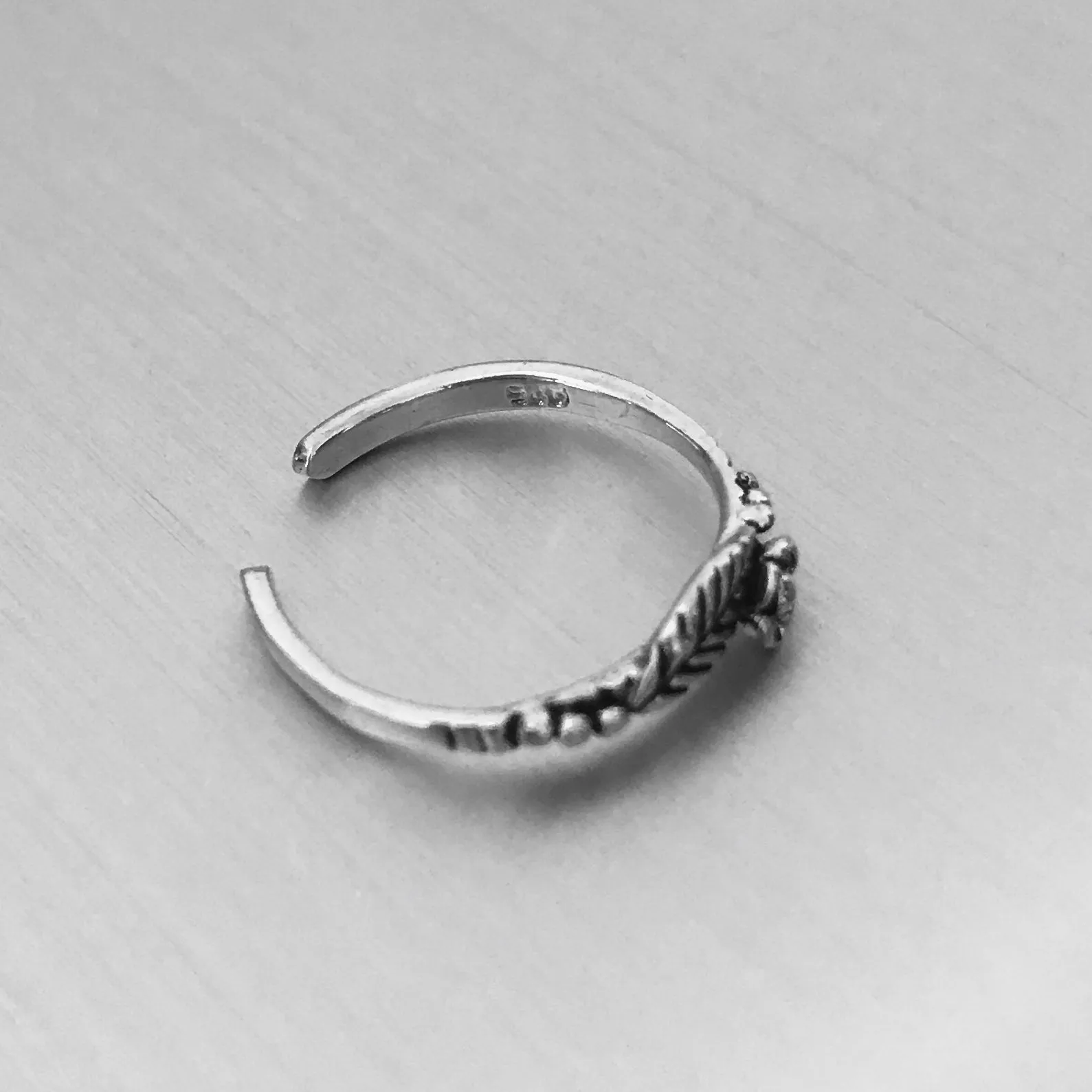 Sterling Silver Rose with Leaf Toe Ring