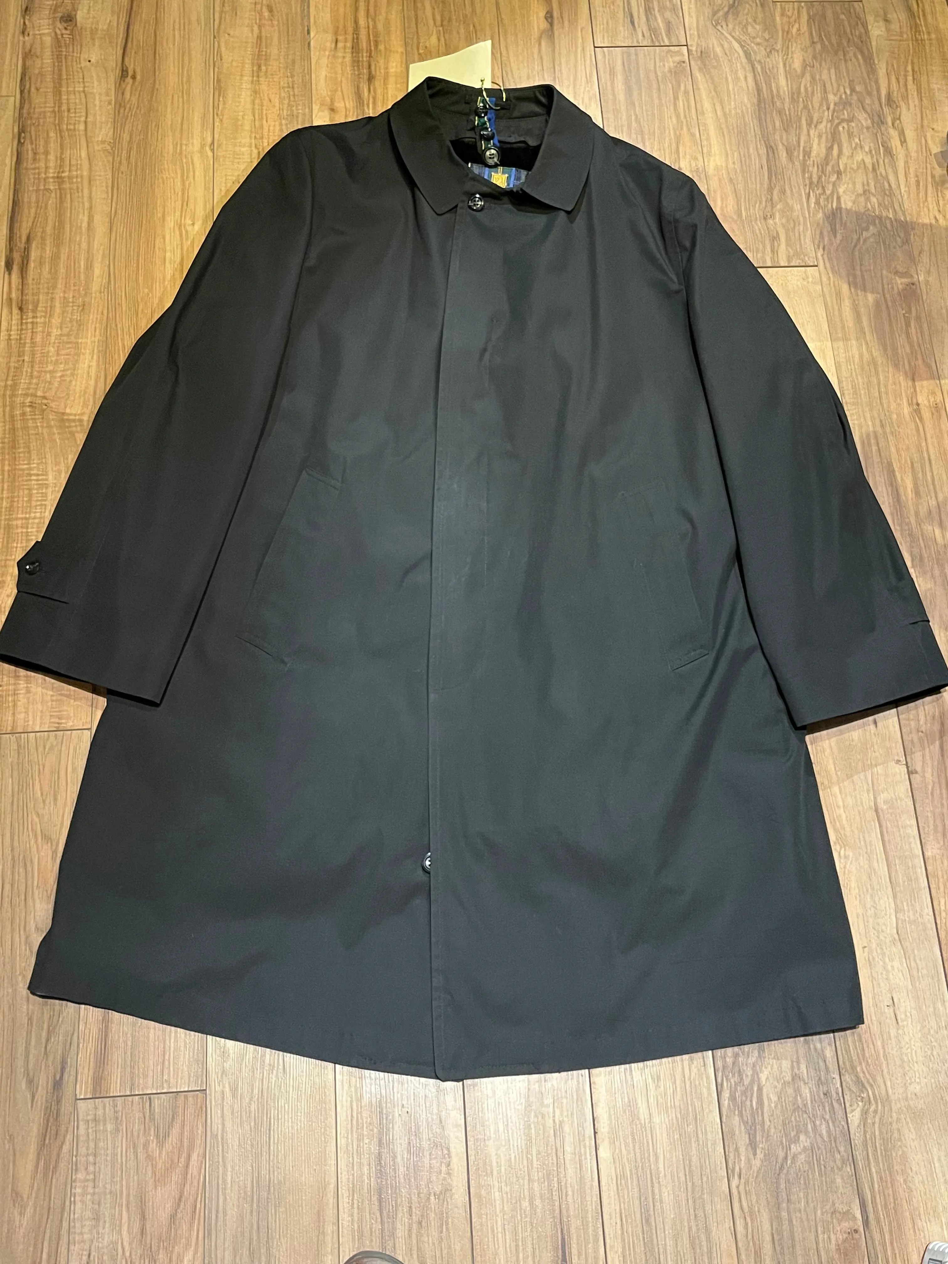 Vintage 60’s NWOT Gleneagles Weatherproofs Black Trench Coat with Callalpaca Alpaca Wool Lining, Size 46
