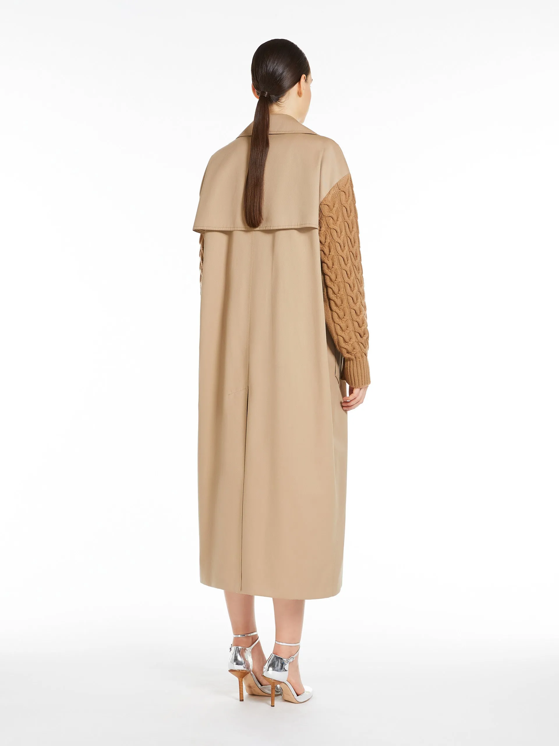 Water-repellent gabardine trench coat